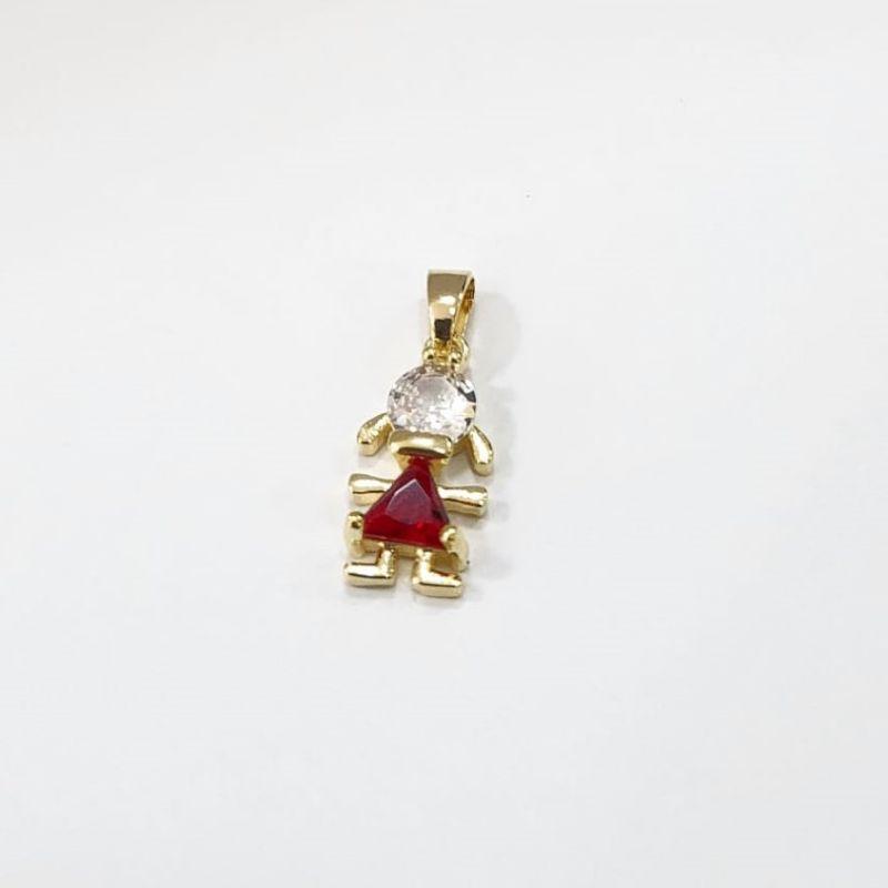 Pingente menina com uma zirconia cristal redonda e uma pedra na cor rubi banhado a ouro 18k