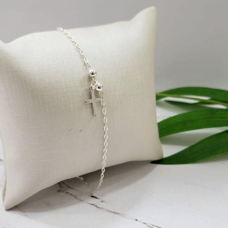 PULSEIRA DE PRATA 925 COM DUAS BOLINHAS E PINGENTE CRUZ