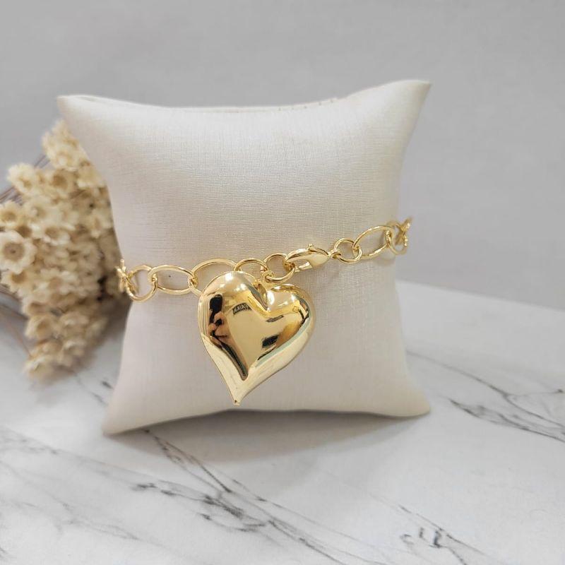 Pulseira elos grandes coracao liso grande na ponta  banhado a ouro 18k