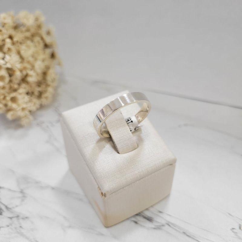 Alianca reta 4mm prata 925