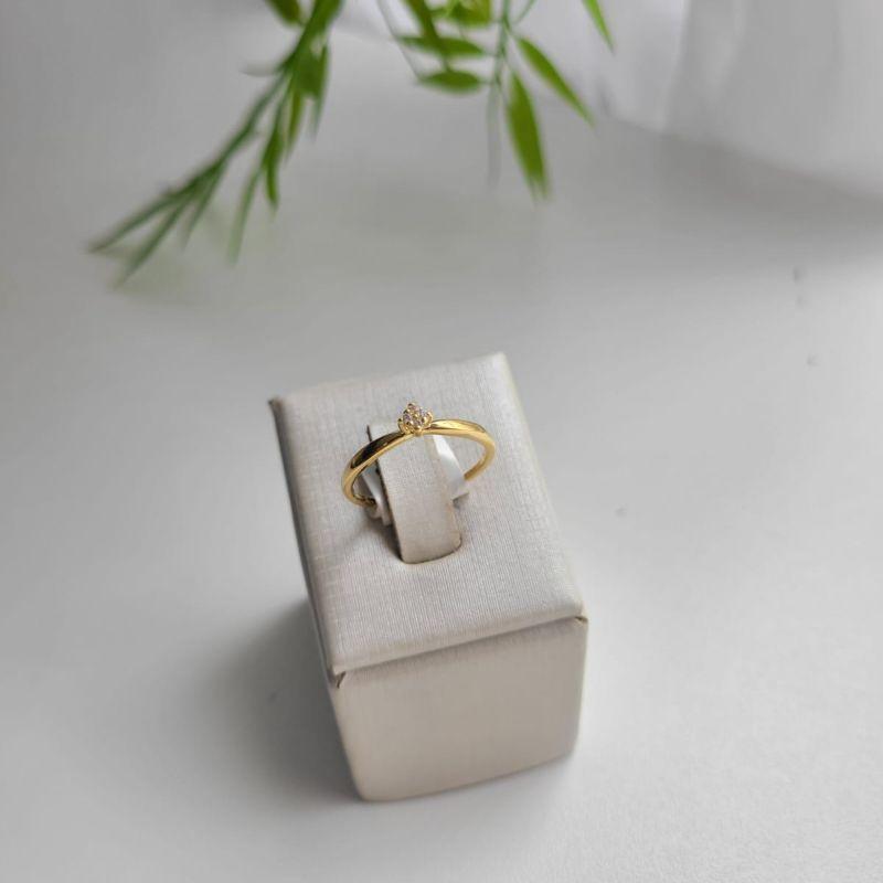 ANEL SOLITARIO COM ZIRCONIA