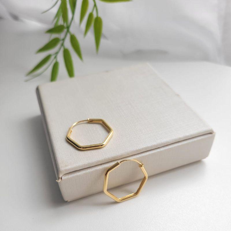 ARGOLA HEXAGONAL 2,6CM BANHADO A OURO 18K