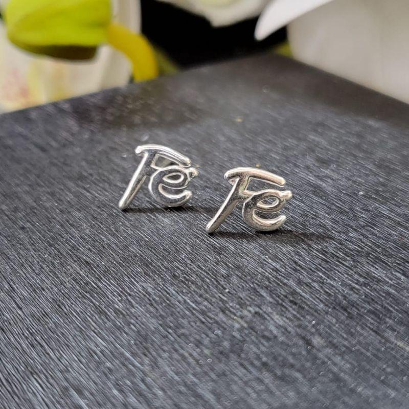 BRINCO DE PRATA 925 NOME FÉ