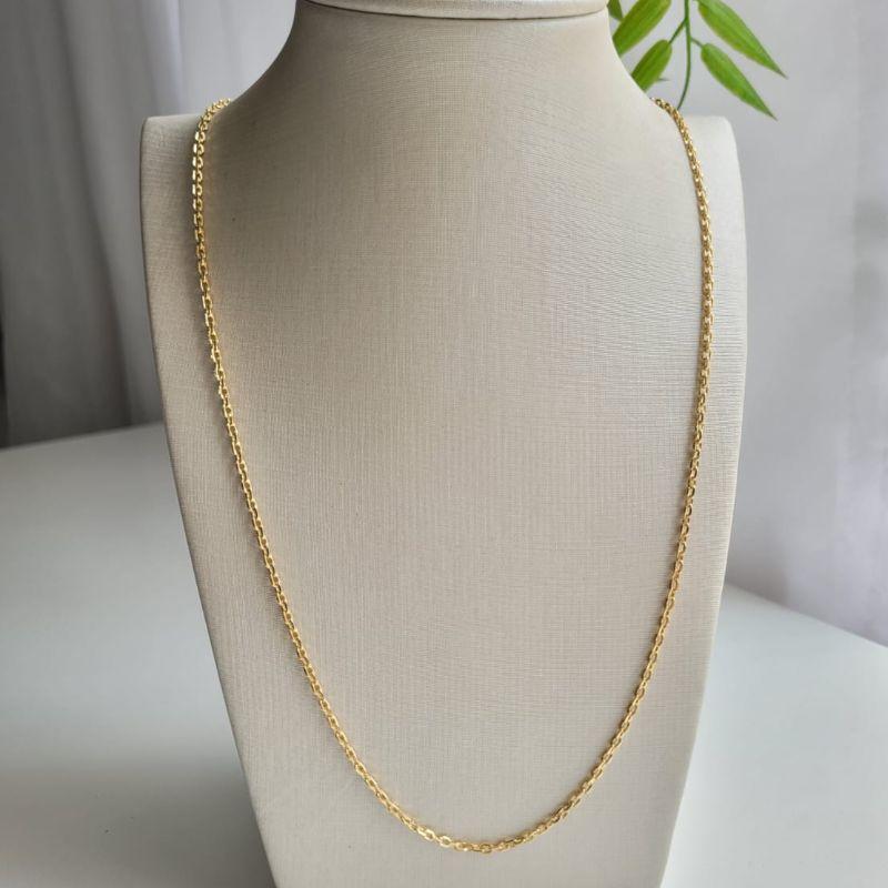 Corrente elo cartie curta banhada a ouro 18k