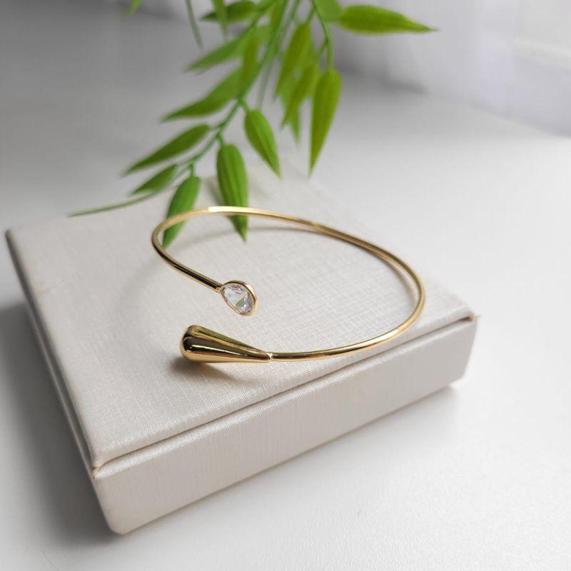 BRACELETE GOTA PONTUDA