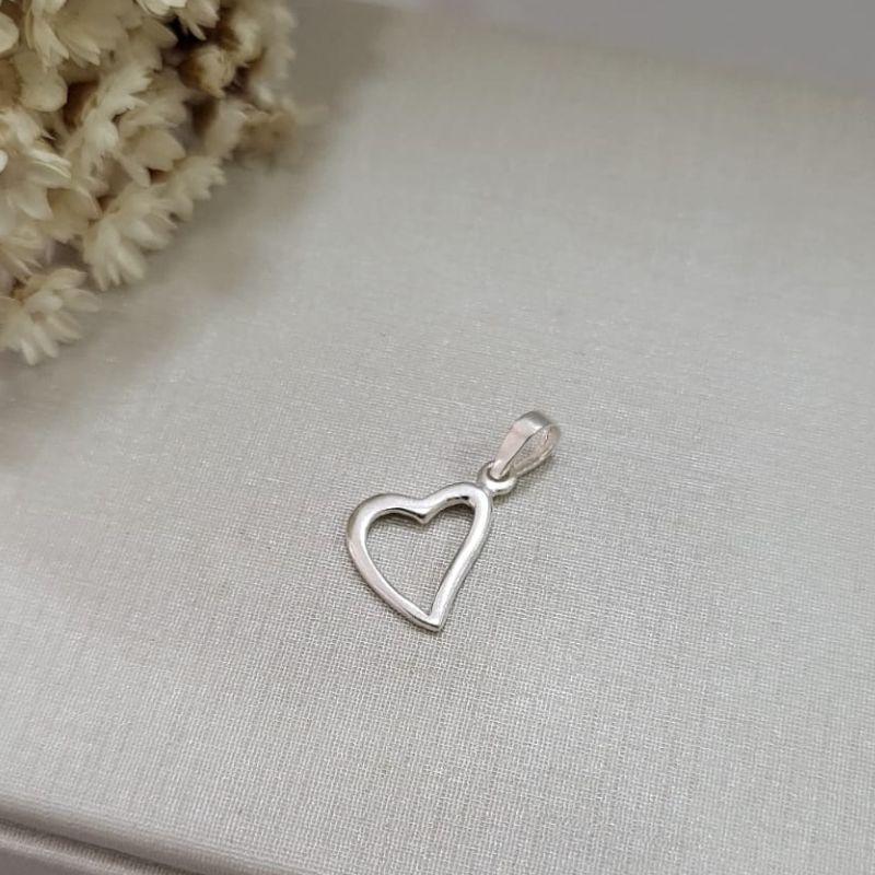 PINGENTE CORACAO TORTO