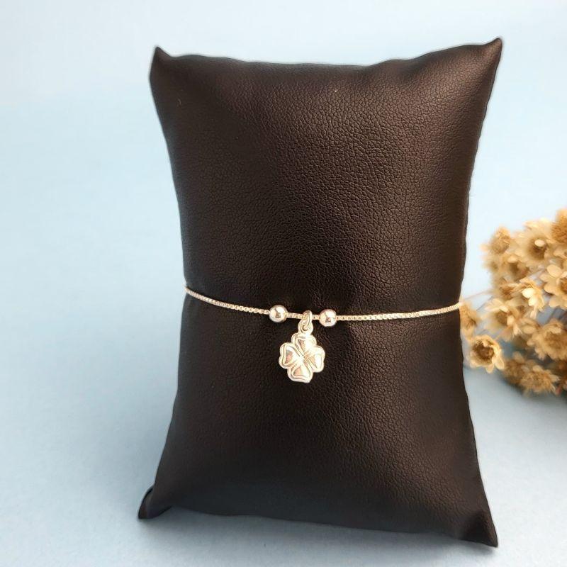 PULSEIRA DE PRATA 925 VENEZIANA COM DUAS BOLINHAS E PINGENTE TREVO