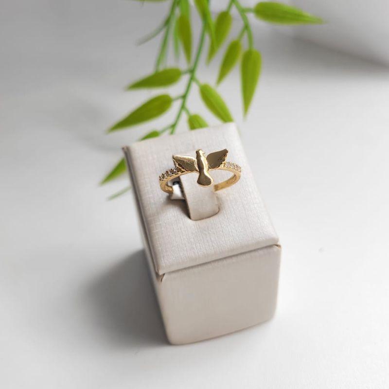 ANEL ESPIRITO SANTO COM LATERAIS EM ZIRCÔNIA BANHADO A OURO 18K