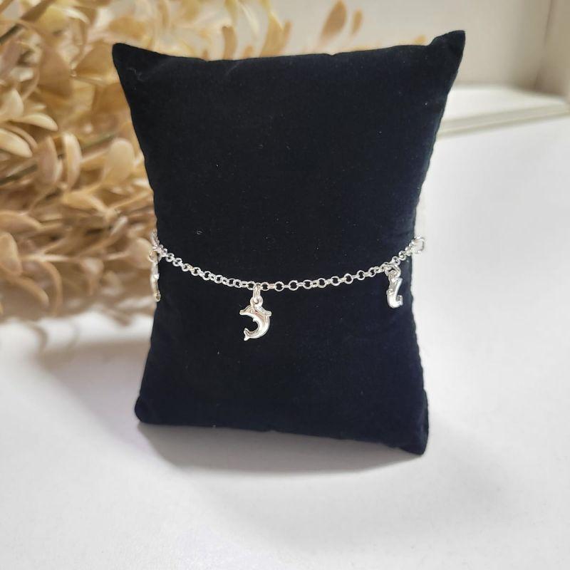 Pulseira infantil no elo portugues com tres pingentes golfinhos prata 925 TAM14CM