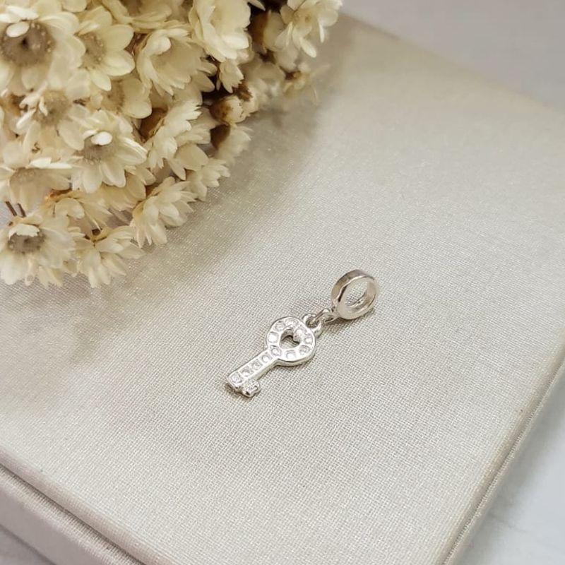 BERLOQUE CHAVE CRAVEJADO