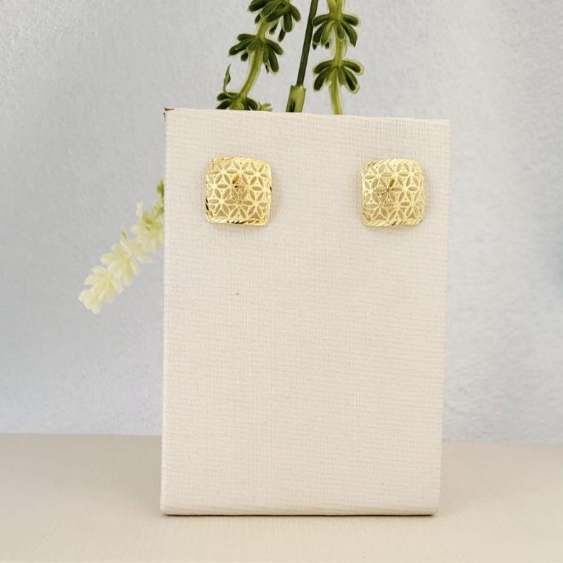 BRINCO QUADRADO FLORES