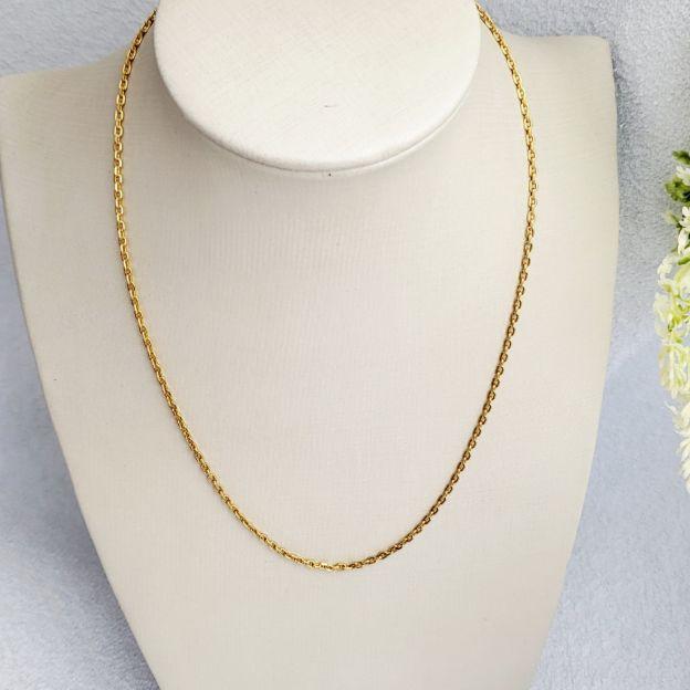 Corrente elo cartie curta banhada a ouro 18k