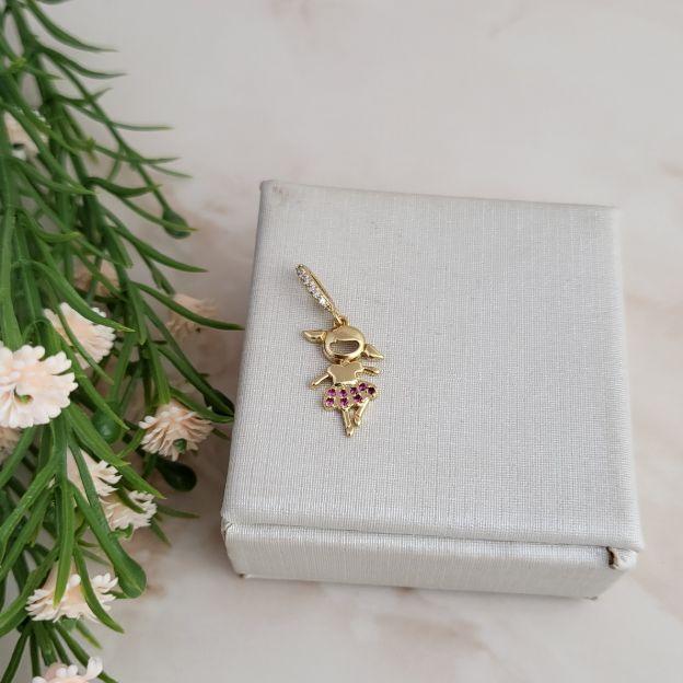 PINGENTE MENINA ROSA