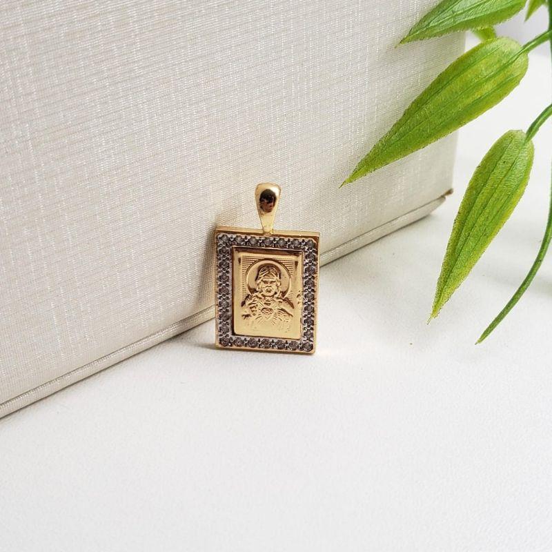 PINGENTE SAGRADO CORAÇÃO DE JESUS CRAVEJADO BANHADO A OURO 18K