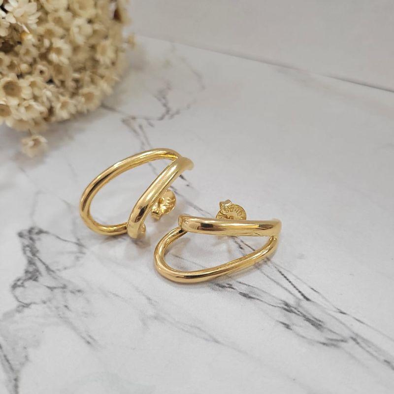 Brinco ear hook duplo banhado no ouro 18k