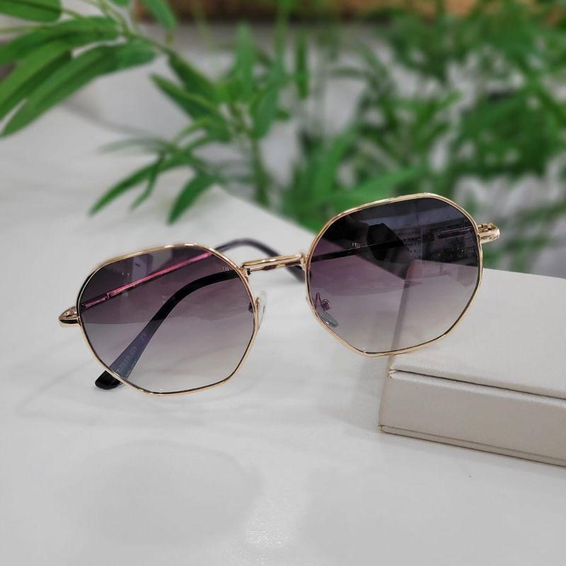 Oculos oval cinza armacao dourada