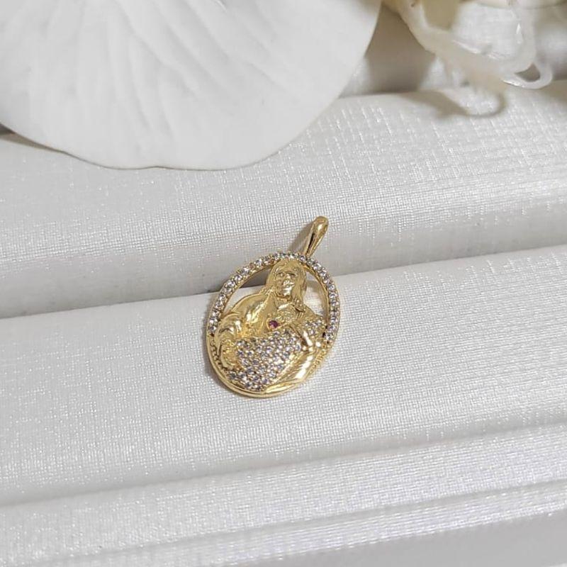 PINGENTE SAGRADO CORAÇÃO DE JESUS CRAVEJADO BANHADO A OURO 18K