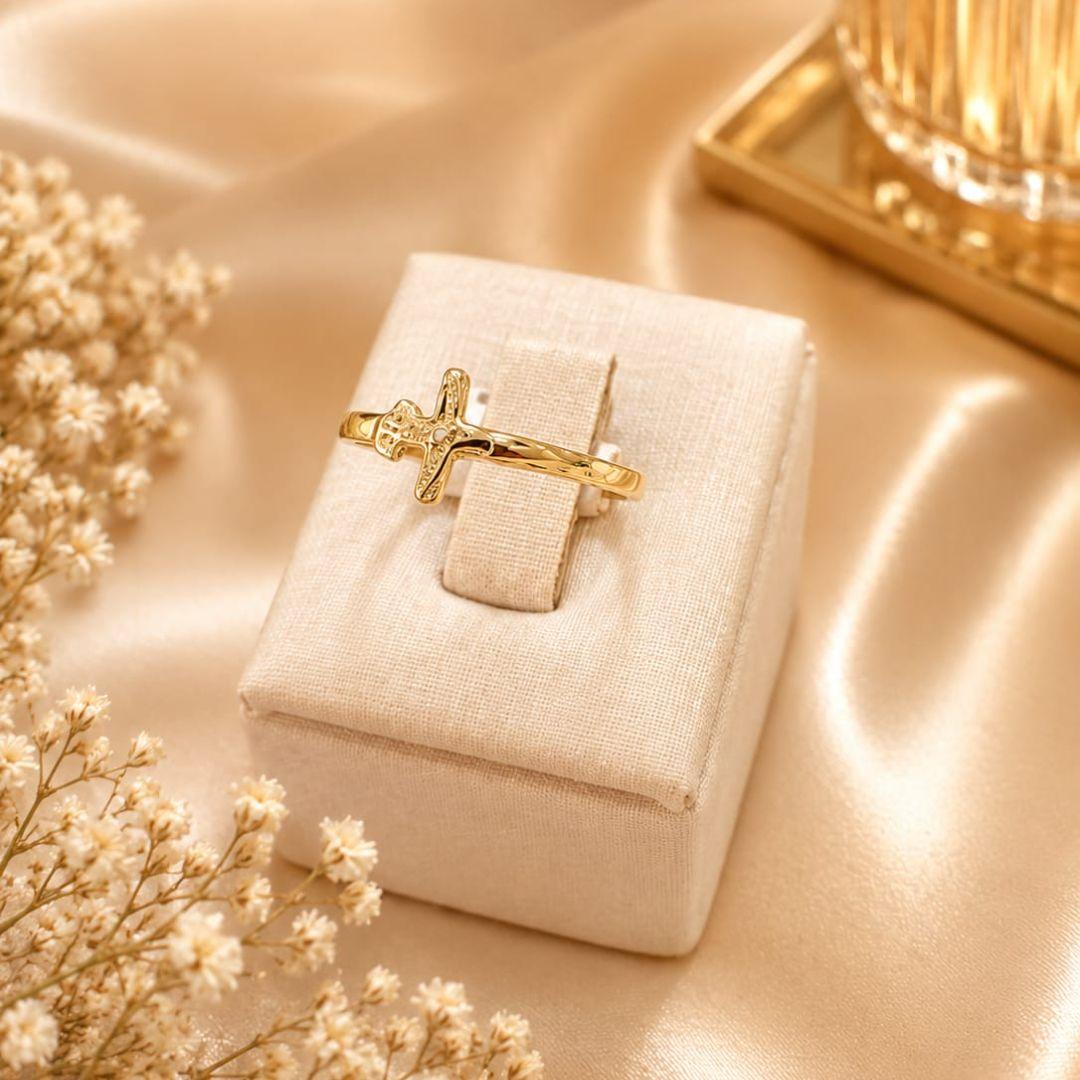 ANEL CRISTO BANHADO A OURO 18K