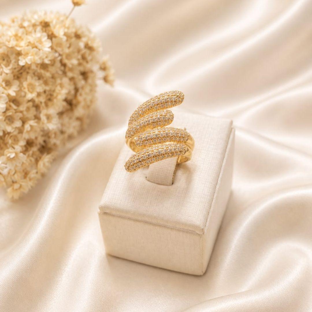 Anel luxo super cravejado estilo cobra banhado a ouro 18k