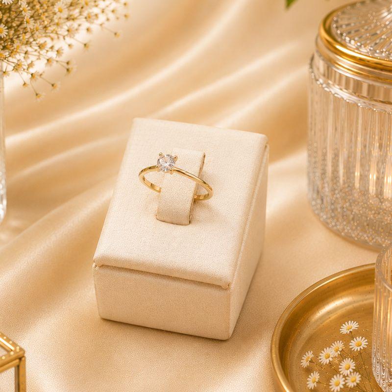 Anel solitario 4 garras 4mm  banhado a ouro 18k