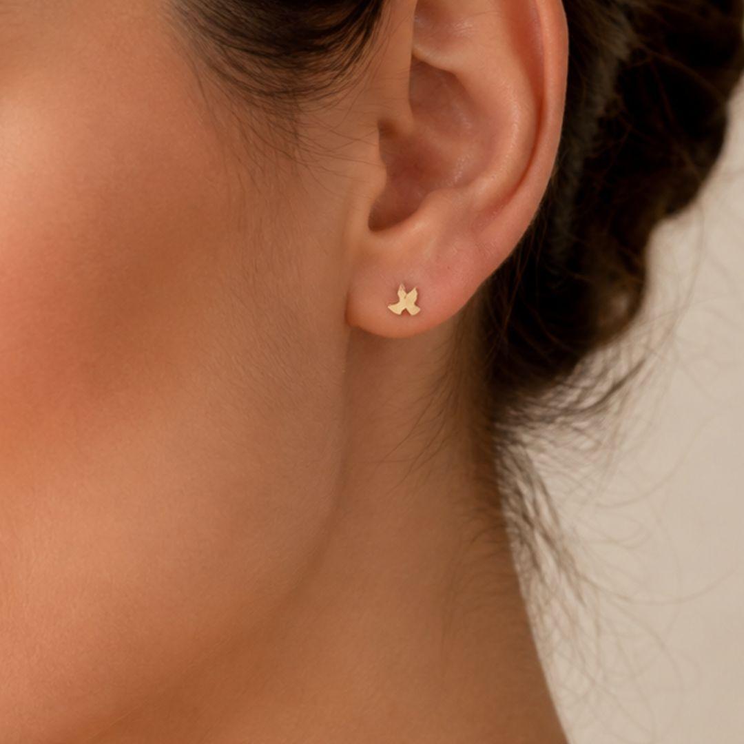 BRINCO ESPIRITO SANTO BANHADO A OURO 18K