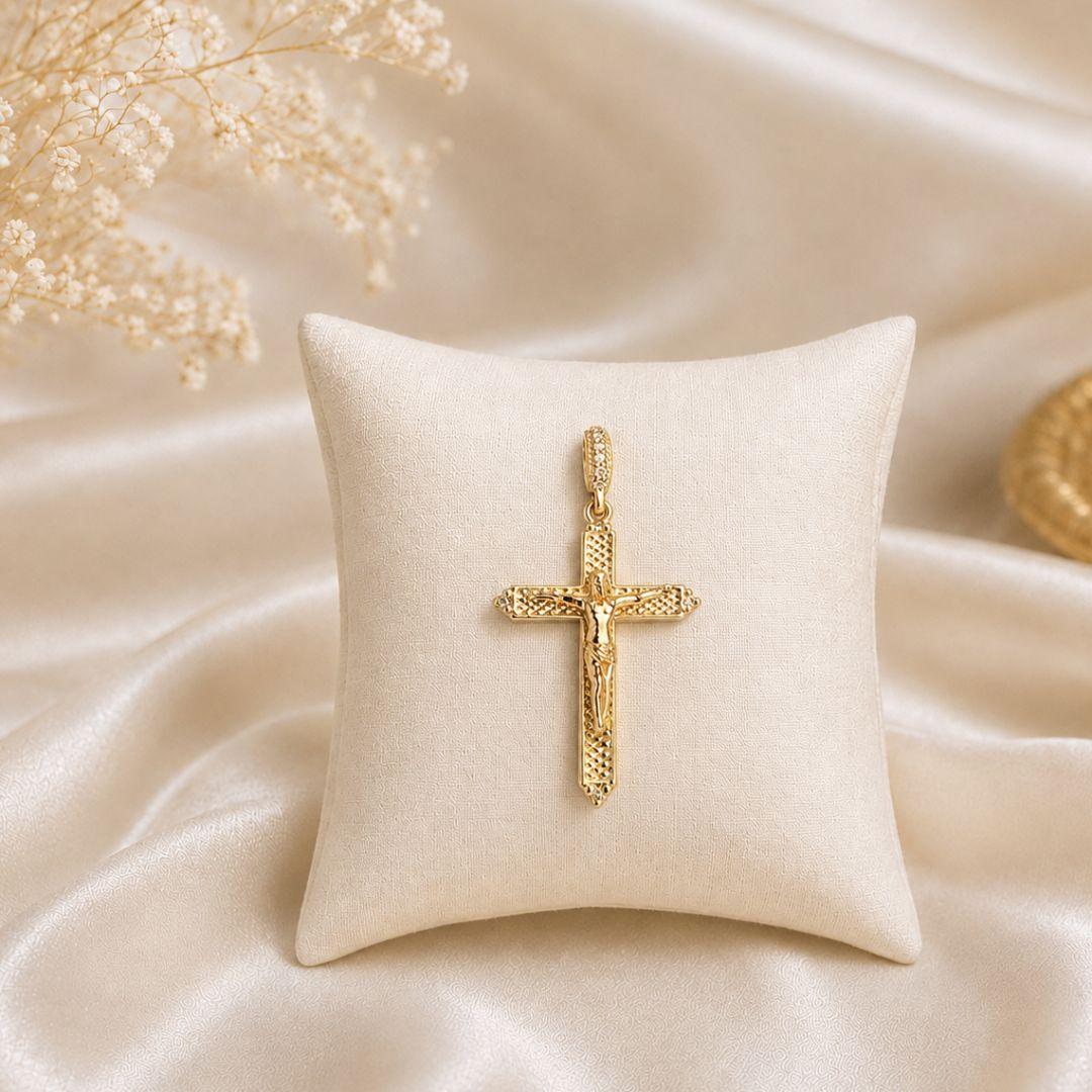 PINGENTE CRUZ COM ENCAIXE CRISTO COM ZIRCÔNIA BANHADO A OURO 18K