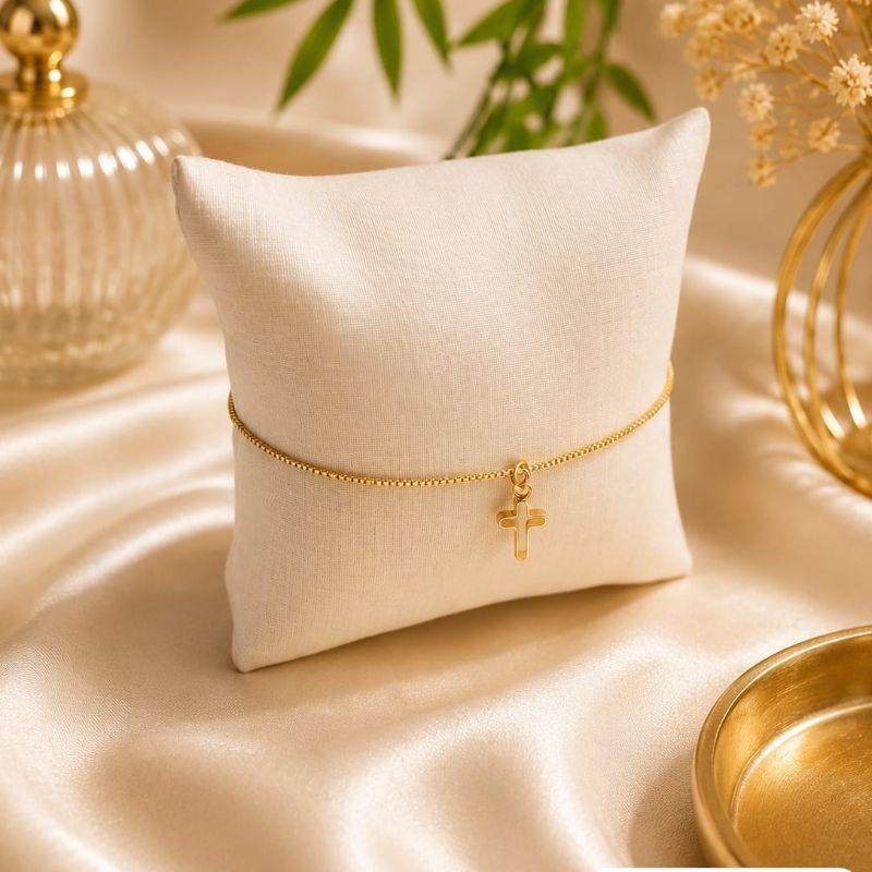 PULSEIRA VENEZIANA  COM PINGENTE CRUZ VAZADA BANHADO A OURO 18K TAM19,5CM