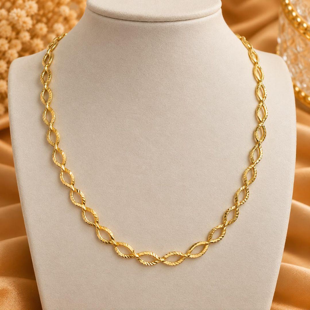 CHOKER GOTA VAZADA